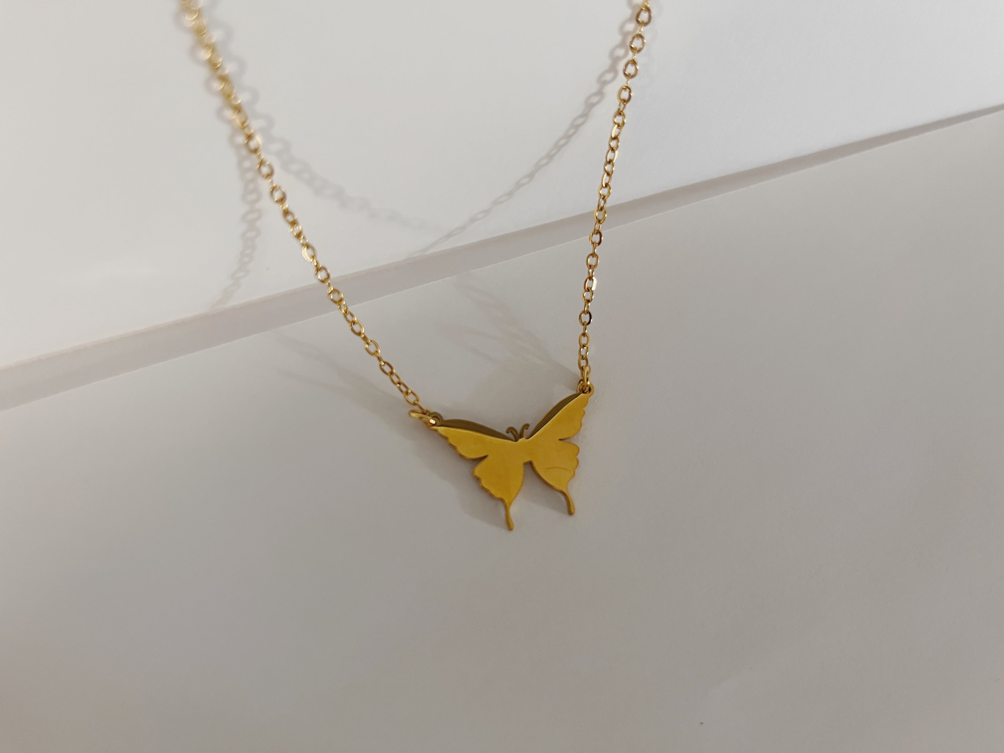 Minneshalsband fjäril – Symbol för änglabarn och missfall | Meningsfull gåva vid sorg & saknad |Butterfly - necklace - Symbol of miscarriage